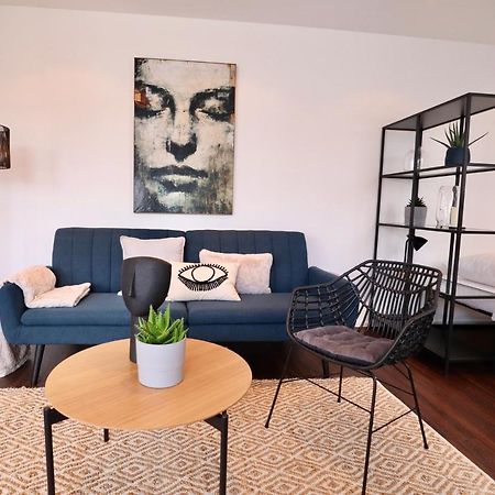 Sunset Apartment: Free Parking + Balcony + Netflix Essen Buitenkant foto